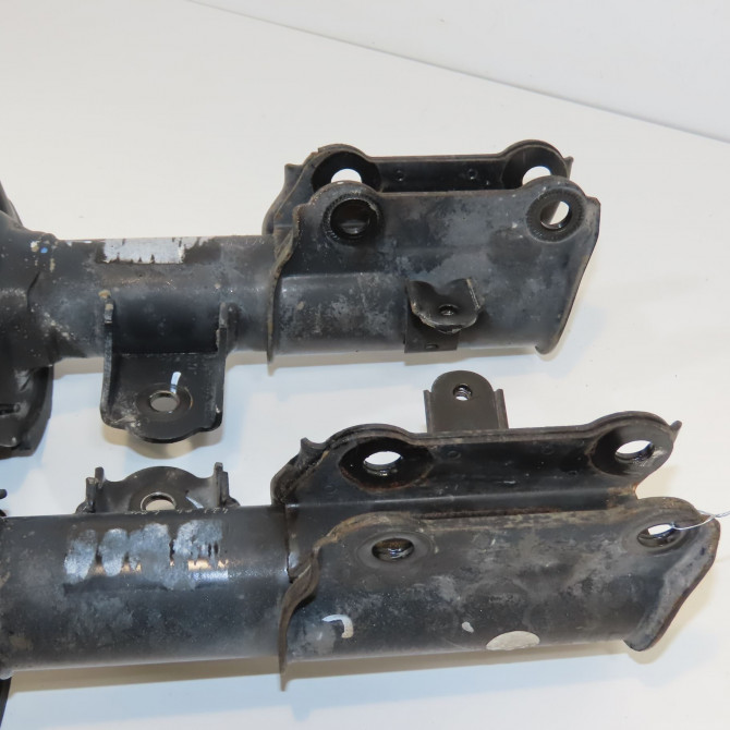 Amortisseur avant droit occasion HYUNDAI 146 Phase 1 04-1995->04-1999 1.0i 66ch 54660B9000 4