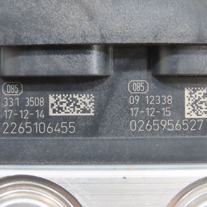 Unité hydraulique ABS occasion RENAULT CLIO IV Phase 1 07-2012->... 1.2 TCE 120ch 476605196R 4