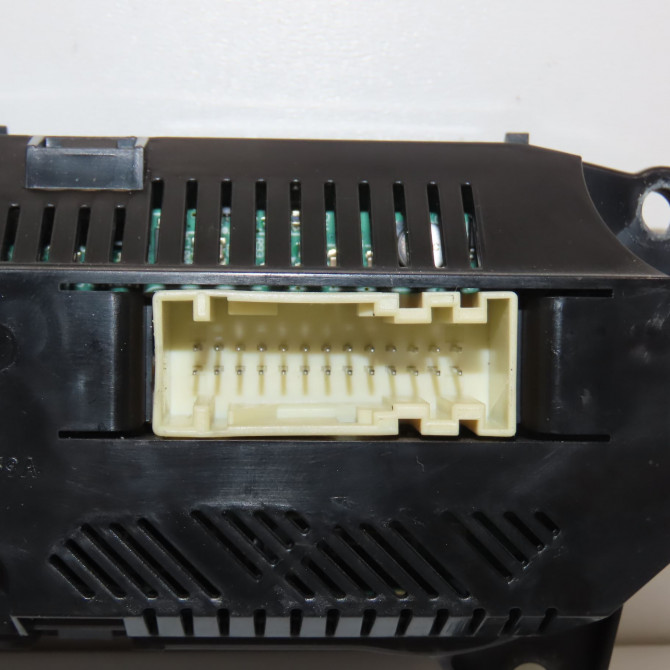 Commande de chauffage occasion FORD FOCUS III Phase 1 01-2011->04-2015 1.6 TDCI 115ch 1866942 4