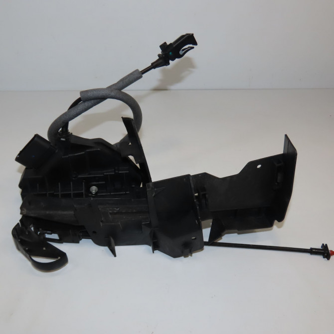 Serrure porte avg occasion FORD FOCUS III Phase 1 01-2011->04-2015 1.6 TDCI 115ch 2070970 4