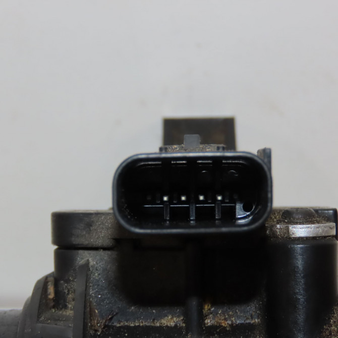 Debimetre air occasion FORD FOCUS III Phase 1 01-2011->04-2015 1.6 TDCI 115ch 3