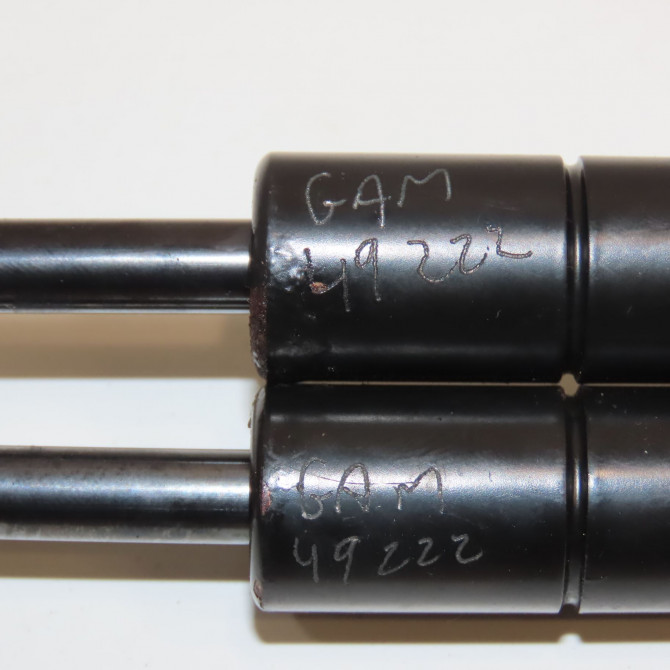 Verin d capot occasion B.M.W. X5 I Phase 1 04-2000->12-2006 3.0d 218ch 51238402551 2