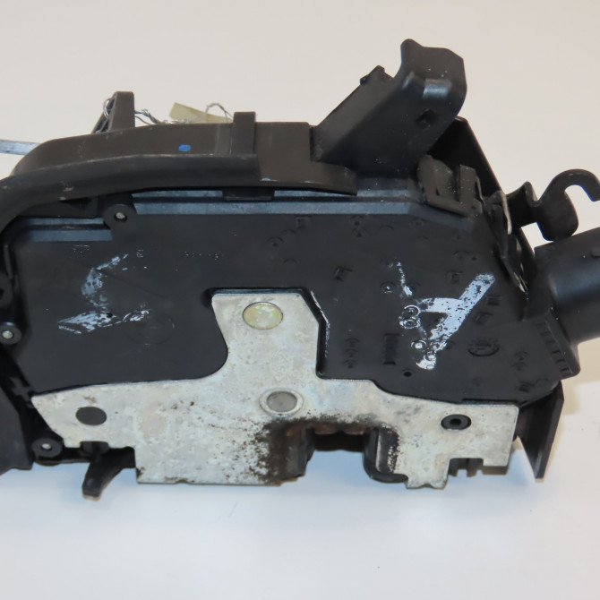 Serrure porte ard occasion B.M.W. X5 I Phase 1 04-2000->12-2006 3.0d 218ch 51228402602 2