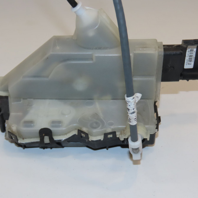 Serrure porte avd occasion  9812398080 3