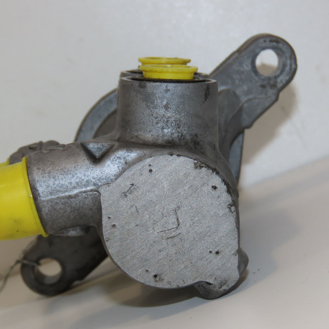 Maitre cylindre occasion FORD FOCUS III Phase 1 01-2011->04-2015 1.6 TDCI 115ch 2372573 2