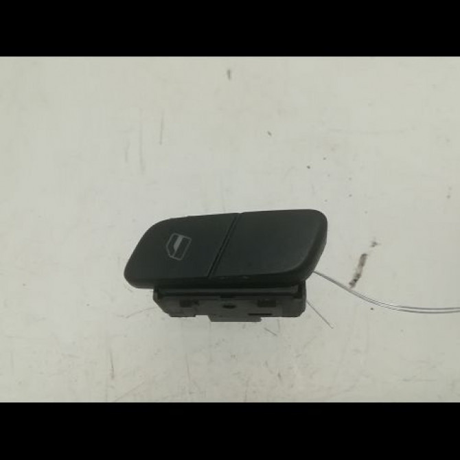 Commande lève-glace porte avant droite occasion VOLKSWAGEN POLO IV Phase 2 05-2005->09-2009 1.4 TDI 70ch 1