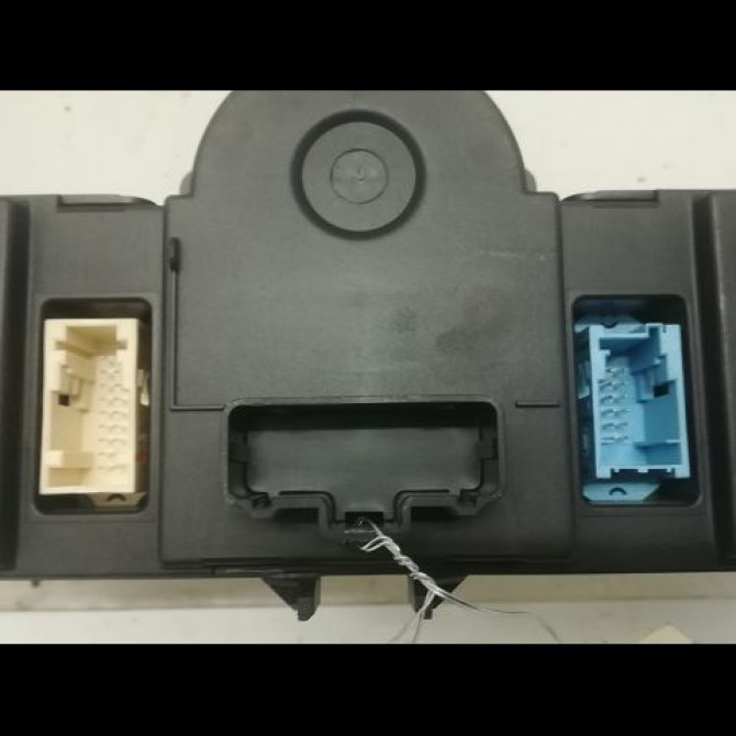 Commande de chauffage occasion RENAULT MODUS Phase 1 09-2004->12-2007 1.6i 16v 3