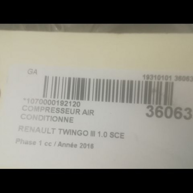 Compresseur air conditionne occasion RENAULT TWINGO III Phase 1 06-2014->... 1.0 SCE 12v 70ch 926002090R 3