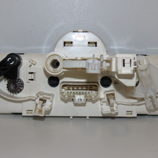 Commande de chauffage occasion RENAULT MODUS Phase 1 09-2004->12-2007 1.6i 16v 2