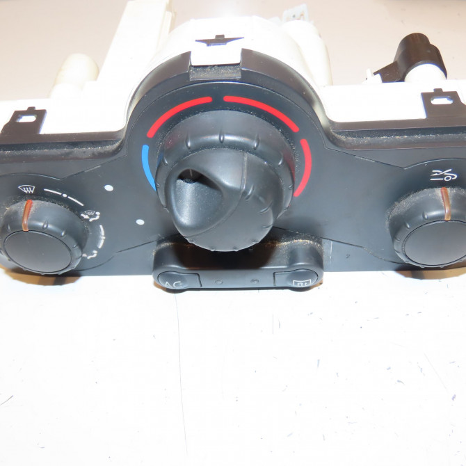 Commande de chauffage occasion RENAULT MODUS Phase 1 09-2004->12-2007 1.5 DCI 65ch 1