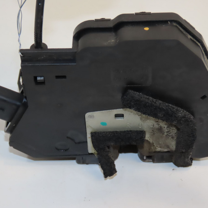 Serrure porte avd occasion RENAULT TWINGO III Phase 1 06-2014->... 0.9 TCE 12v 90ch 805020949R 4