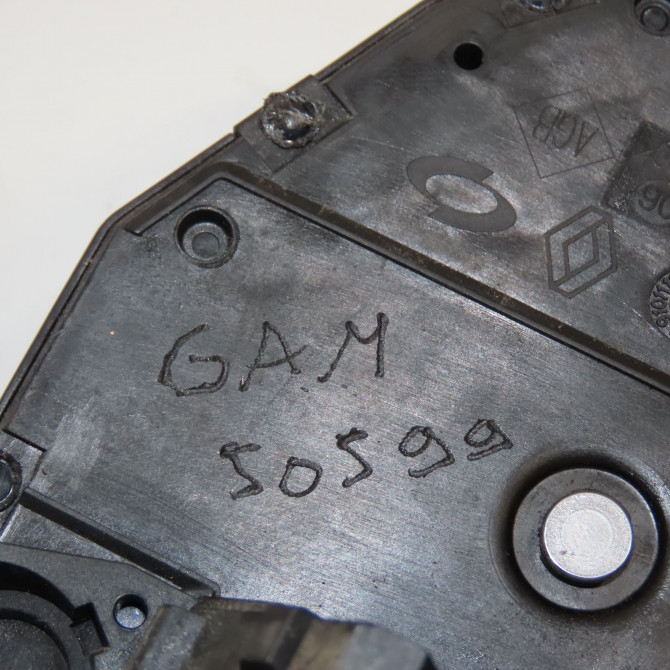 Serrure porte avd occasion RENAULT TWINGO III Phase 1 06-2014->... 0.9 TCE 12v 90ch 805020949R 8