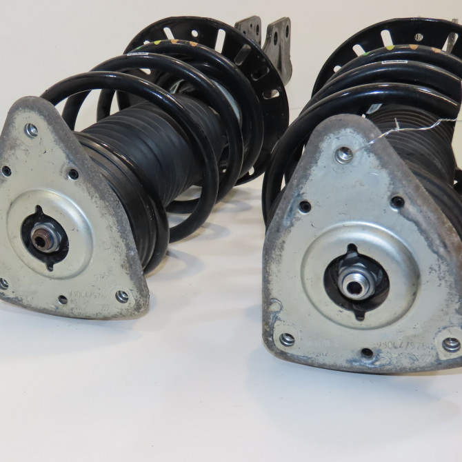 Amortisseur avant droit occasion PEUGEOT 3008 II Phase 1 04-1995->04-1999 1.5 BlueHDI 130ch 9819718680 2