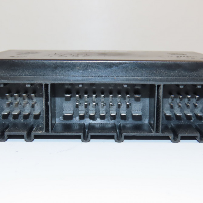 Boitier impulsion leve-glace occasion VOLKSWAGEN POLO IV Phase 2 05-2005->09-2009 1.2i 65ch 2