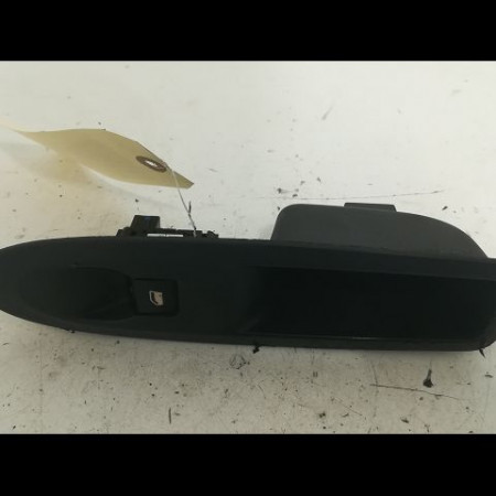 Commande leve-glace porte arrière droite occasion CITROEN C4 II Phase 1 10-2010->01-2015 1.6 HDi 110ch 6490JZ
