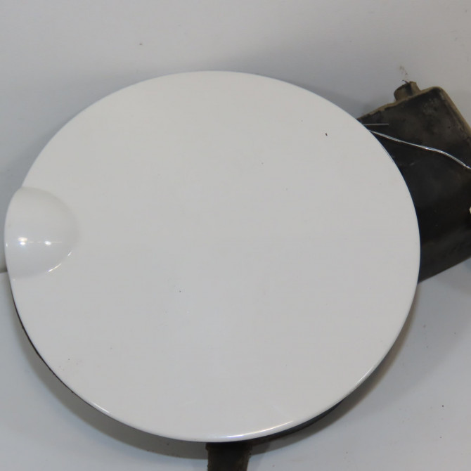 Volet de trappe carburant occasion SEAT IBIZA III Phase 2 03-2006->06-2009 1.4 TDI 70ch 6L6809905GGRU 1