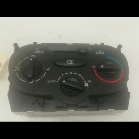 Commande de chauffage occasion PEUGEOT 206 + Phase 1 03-2009->05-2013 1.1i 60ch 6451VG