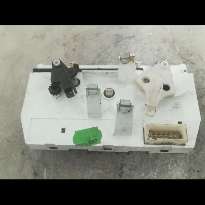 Commande de chauffage occasion PEUGEOT 206 + Phase 1 03-2009->05-2013 1.4 HDI 70ch 6451VG 2