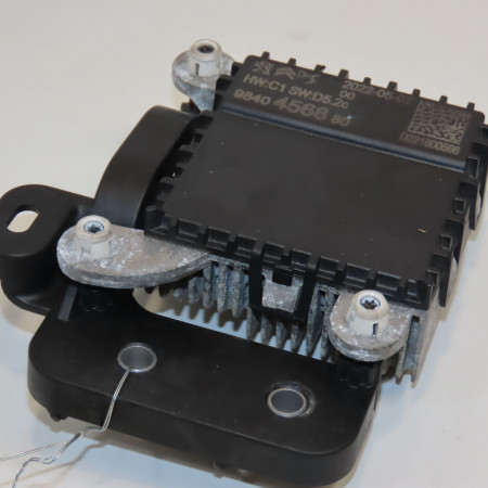 <span class="tt">Capteur aide stationnement av occasion  </span><span class="designation"> </span>