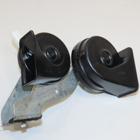 <span class="tt">Klaxon  / avertisseur occasion  </span><span class="designation"> </span>
