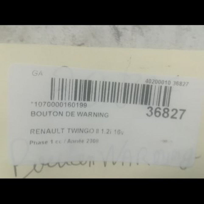 Bouton de warning occasion RENAULT TWINGO II Phase 1 06-2007->11-2011 1.2i 16v 75ch 252100991R 3