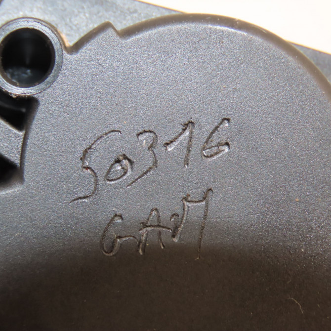 Moteur essuie-glace arrière occasion RENAULT MEGANE III Phase 2 01-2012->06-2014 1.2 TCE 115ch 287100007R 6