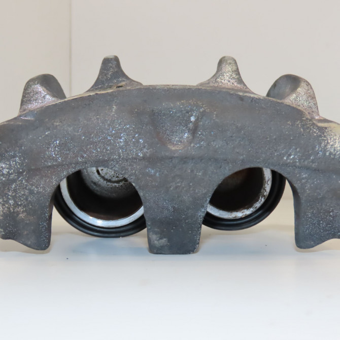 Etrier de frein avant gauche occasion  440180 2