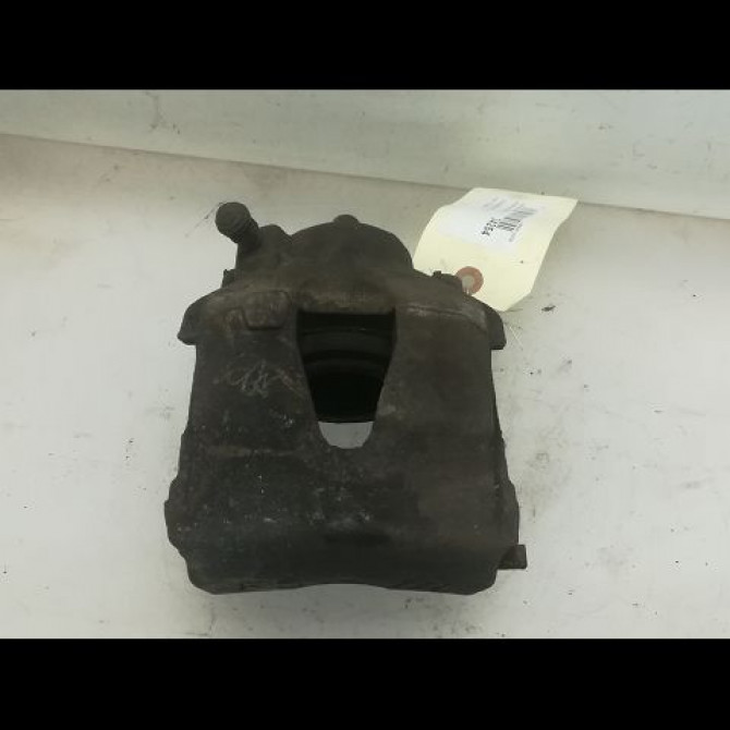 Etrier de frein avant droit occasion VOLKSWAGEN POLO V POLO V Phase 1 2009-09-01->2014-05-31 1.2 TDI 75ch 1K0615124D 1