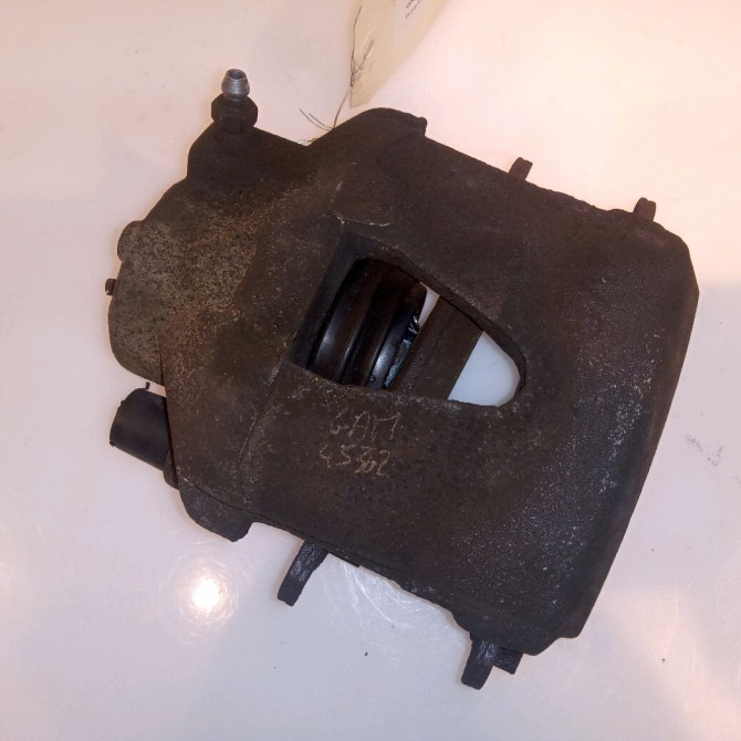 Etrier de frein avant droit occasion VOLKSWAGEN POLO IV Phase 2 05-2005->09-2009 1.4 TDI 70ch 1K0615124D 1