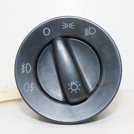 Interrupteur commande de phares occasion SKODA OCTAVIA I Phase 1 04-1995->04-1999 1.9 TDI 90ch 3B0941531C01C