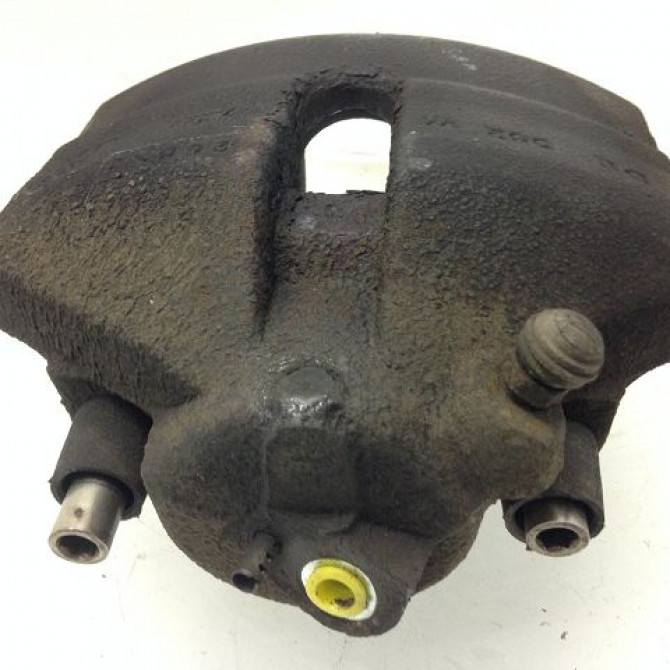 Etrier de frein avant droit occasion VOLKSWAGEN GOLF V Phase 1 11-2003->10-2008 1.9 TDI 105ch 1K0615124D 2