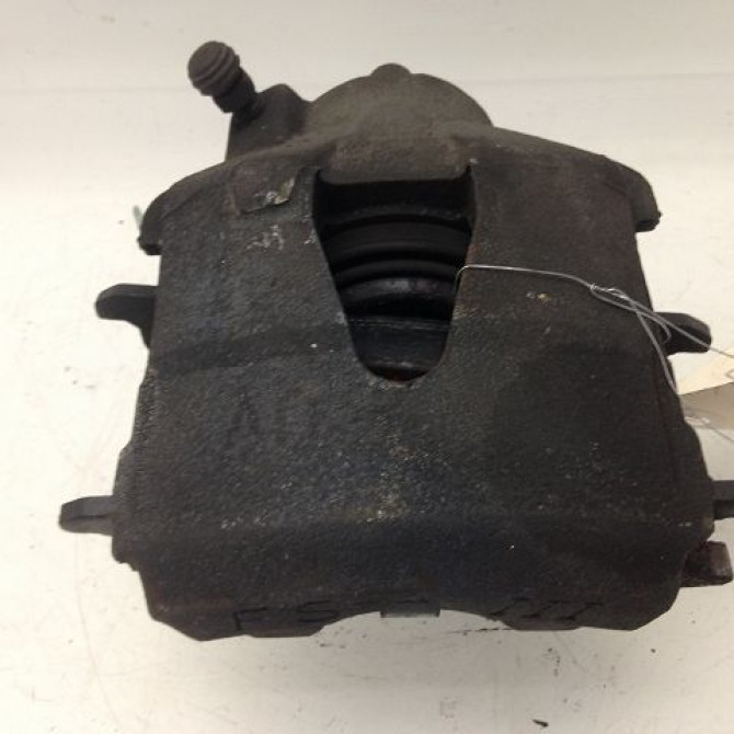 Etrier de frein avant droit occasion VOLKSWAGEN POLO V POLO V Phase 1 2009-09-01->2014-05-31 1K0615124D 1