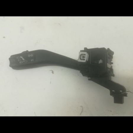 Commande clignotant occasion VOLKSWAGEN TOURAN I Phase 2 11-2006->09-2010 2.0TDi 16v 140ch 1T0941333CREH