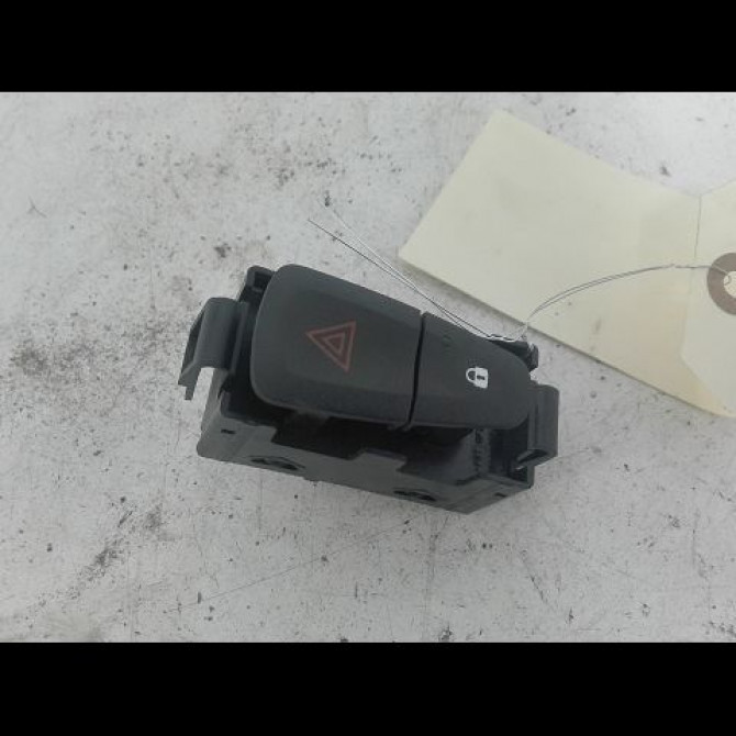 Bouton de warning occasion DACIA SANDERO II Phase 1 10-2012->... 0.9 TCE 90ch 252905668R 1