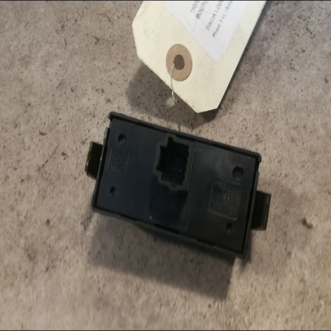 Bouton de warning occasion DACIA LODGY Phase 1 01-2012->... 1.5 DCI 90ch 252905668R 2