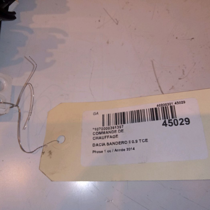 Commande de chauffage occasion DACIA SANDERO II Phase 1 10-2012->... 0.9 TCE 90ch 275105857R 2
