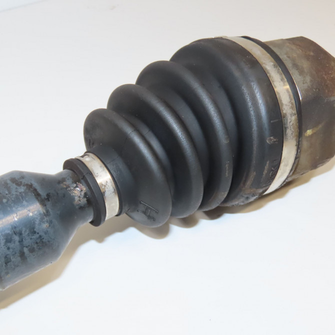 Transmission avant droite occasion KIA CEE D II Phase 1 BREAK 09-2012->12-2015 49501A6100 3