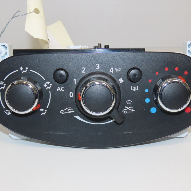 Commande de chauffage occasion DACIA SANDERO II Phase 1 10-2012->... 0.9 TCE 90ch 275105857R 1