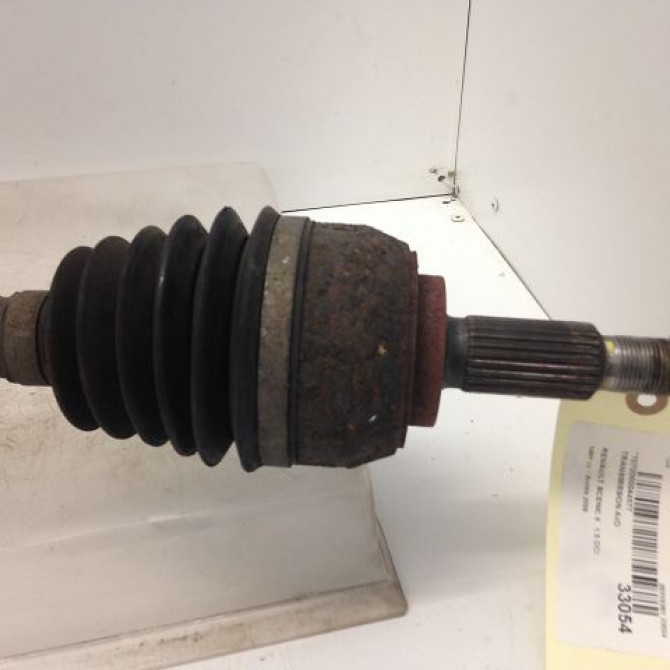 Transmission avant droite occasion RENAULT SCENIC II Phase 1 03-2004->09-2006 1.5 DCI 100ch 8200472158 2