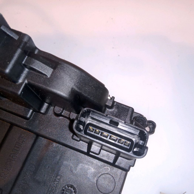 Serrure porte ard occasion RENAULT KANGOO II Phase 1 01-2008->03-2013 1.5 DCI 90ch 8200542366 3